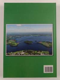 Hoiskon perinnekirja : entisaikojen elämänmenoa