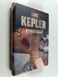 Hypnotisoija : rikosromaani