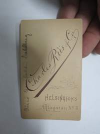 Väinö Garibaldi Dahlberg, Atelier Charles Riis &amp; Co -visiittikorttivalokuva / carte de visite / cdv