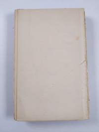 Vakt i öster : vandringar i Gränskarelen