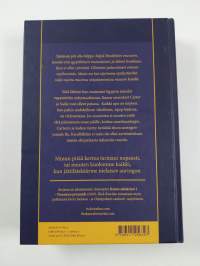 Liekehtivä valtaistuin