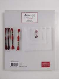 Miniatures au point de croix