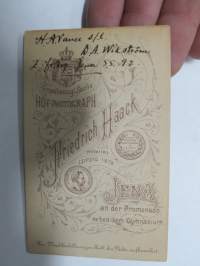 H.A. Vance, Jenan yliopisto (Universität Jena) 1892, kuva omistettu suomalaiselle D.A. Wikströmille -visiittikorttivalokuva / carte de visite / cdv