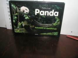 Panda : rakastettu ja uhanalainen