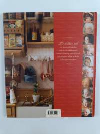 Torikadun talo : päivä nukkekodissa