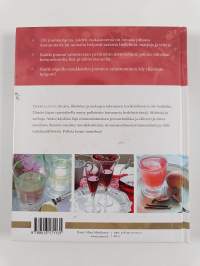 Omatekoista viiniä, likööriä &amp; mehua : luonnon omista aineksista