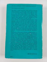 Hupaisa juttu koristaa kasvot