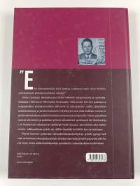 Punainen hattu : 1950- ja 1960-luku mielessäni