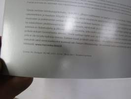 Mercedes-Benz E-sarjan sedan ja farmari 2011 -myyntiesite, kirjan muotoinen