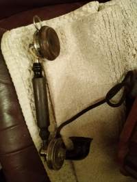 Ericssonin seinäpuhelin n:o 345, mallivuosi 1897