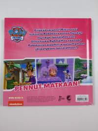 Pennut pelastavat robotin