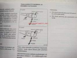 Nissan Primera -käyttöohjekirja