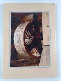 Koneen kauneus : valokuva koneen kauneuden ilmaisijana (signeerattu, tekijän omiste)