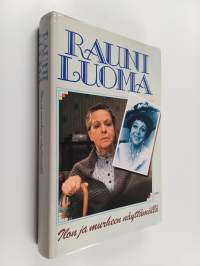 Ilon ja murheen näyttämöllä (signeerattu, tekijän omiste)