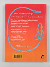 Emmi oppii hevostaitoja