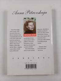 Kohtalokas kielto : suomalaisnaisen järkyttävä elämäntie