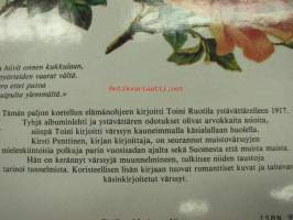 Muistokirjan tarina - Albuminlehtiä ja muistovärssyjä kahdelta vuosisadalta