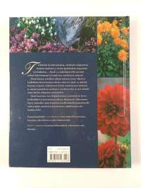 Sipulit &amp; mukulat keväästä syksyyn