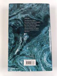 Puitten takaa kuulee meren : valitut runot 1940-1996