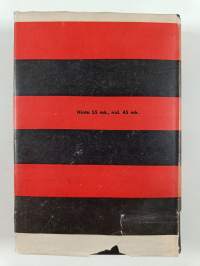 Avioelämää punaisessa myrskyssä : venäläisen aviovaimon päiväkirja