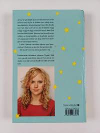 I taket lyser stjärnorna