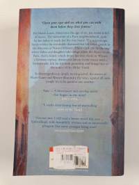 All the light we cannot see : a novel