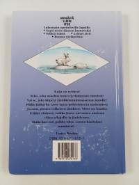 Pikku jääkarhu ja jänishousu : uusi tarina pikku jääkarhusta