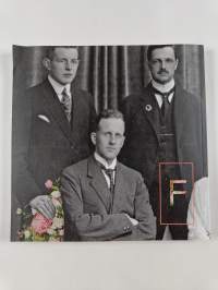 Kutsu filosofisen tiedekunnan maisteri- ja tohtoripromootioon toukokuun 26. päivänä 2017 : filosofisen tiedekunnan promootio MMXVII = Inbjudan till filosofiska fa...