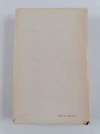 Yksi lensi yli käenpesän