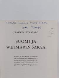 Suomi ja Weimarin Saksa (signeerattu, tekijän omiste)