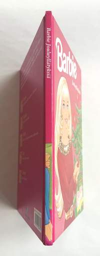 Barbie Jouluyllätyksiä