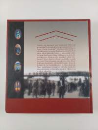 Kaksi kotia -  monta tarinaa : karjalaiset Sisä-Savossa