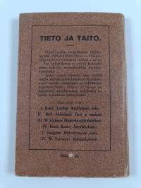 Akkumulaattorit, niiden toiminta, hoito, vikojen korjaus, vaikutusasteen laskeminen y. m