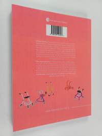 Uskon loikka : Neuvostoliitto-projekti ja kiertuenäyttämön eetos