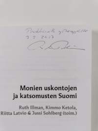 Monien uskontojen ja katsomusten Suomi (signeerattu, tekijän omiste)