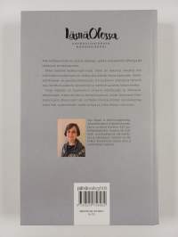 Läsnäolossa : katkoviivaisesta kokonaiseksi