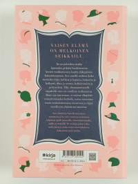 Joka tytön runokirja