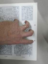 Salora ZB371 - 2E01... / 2E02... / 2E03... -huolto-ohje