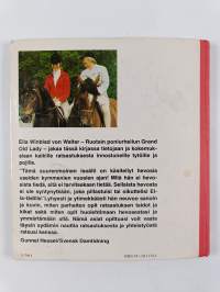 Ratsastus värikuvina