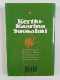 Kenkää suurempi jalka