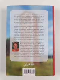 Puutornimuuntamot - tarinoita sähkönsiirrosta