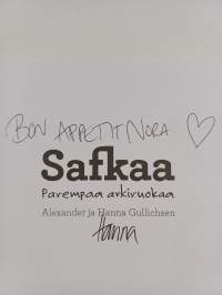 Safkaa : parempaa arkiruokaa (signeerattu)