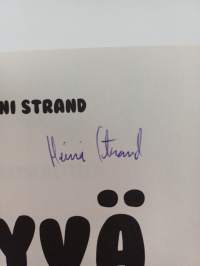 Hyvä verse - Suomiräpin naiset (signeerattu)