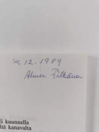 Ei kuunnella tältä kanavalta (signeerattu)