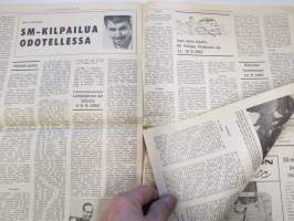 Vauhdin maailma 1965 nr 8, sis. mm. seur. artikkelit / kuvat / mainokset; Länsiraudat ja Itäharju, Cobrafarmari Carrol Shelby ja Cobra Daytona Coupé,