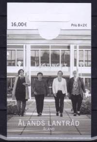 Filatelia - Ahvenanmaa - Ålands Lantråd - Maaneuvoksia ** postituore vihko ÅV32. Postitusarvo Ahvenanmaalla  on 2,00€ x 8= 16,00€!!