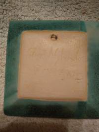 Taide keramiikka vati, Pirjo Nylander 1960- luku