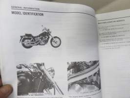 Honda VT 1100C Shop Manual -korjaamokirja englanniksi