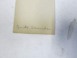 Guido Schneider, luonnontieteilijä, Pietari, Helsinki, Riika, Tartu -Atelier C.E. Meyer Reval (Tallinna), 1900 visiittikorttivalokuva / carte de visite / cdv