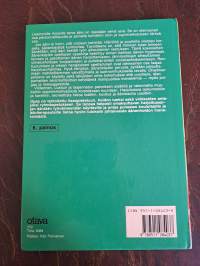 Auta ääntäsi : äänenkäyttäjän käsikirja